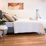 Apartment Sting Boutique *
