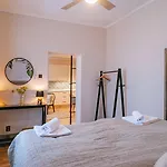 Apartment Sting Boutique *