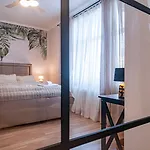 Sting Boutique Apartment