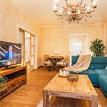 Sting Boutique Apartment