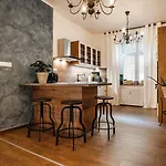 Sting Boutique Apartment *